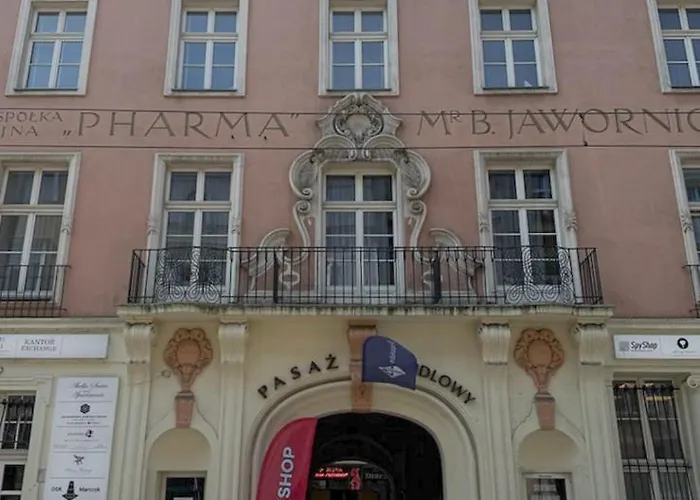 Old Town By Downtown *