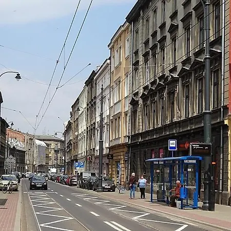 Old Town By Downtown Apartment